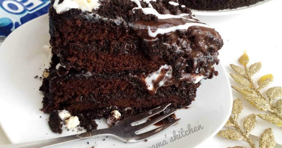 wet chocolate cake