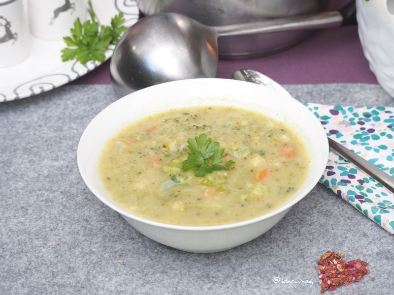 creamy kohlrabi soup 1