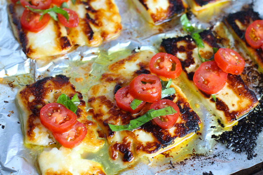 grilled halloumi cheese with cherry tomatoes