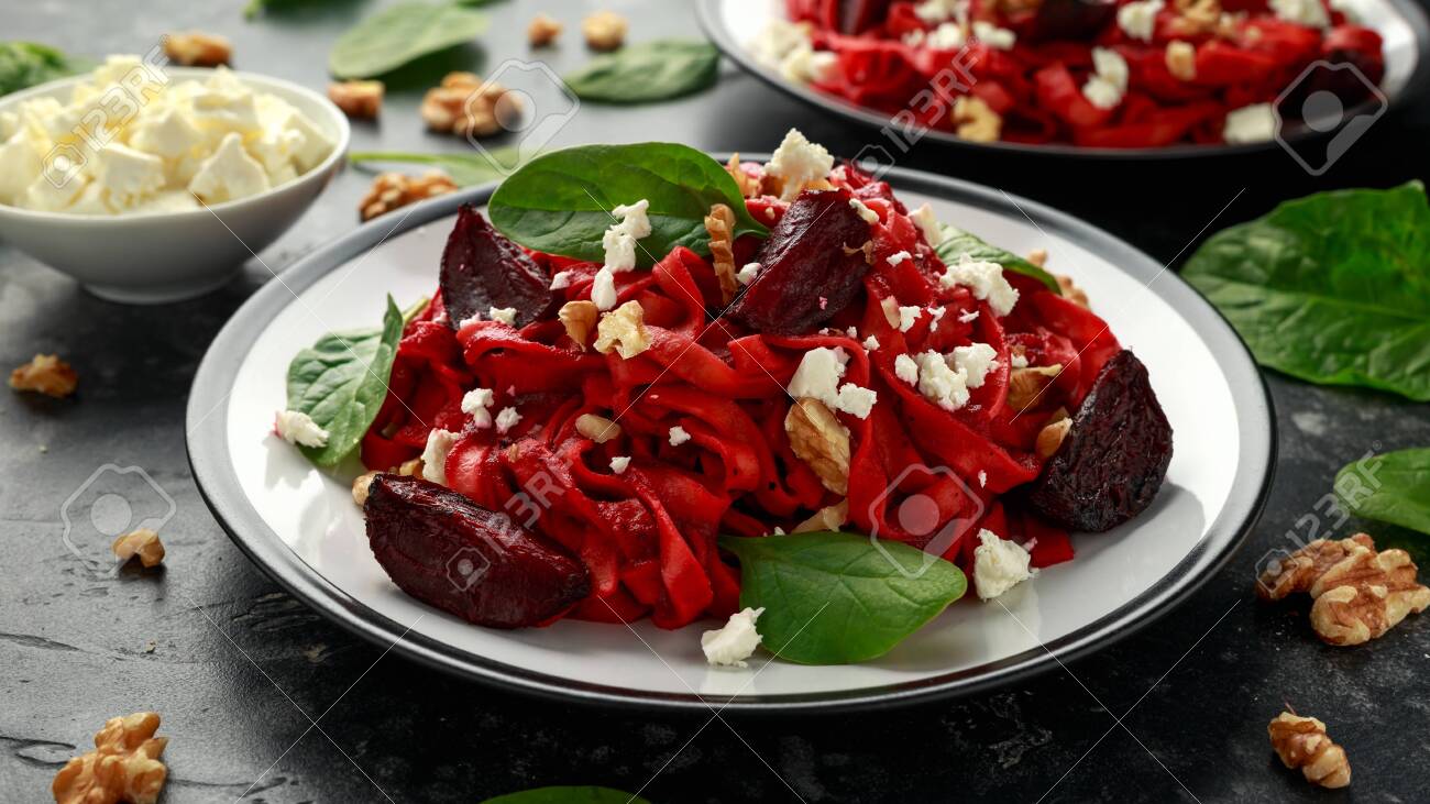 pasta with beetroot and walnuts