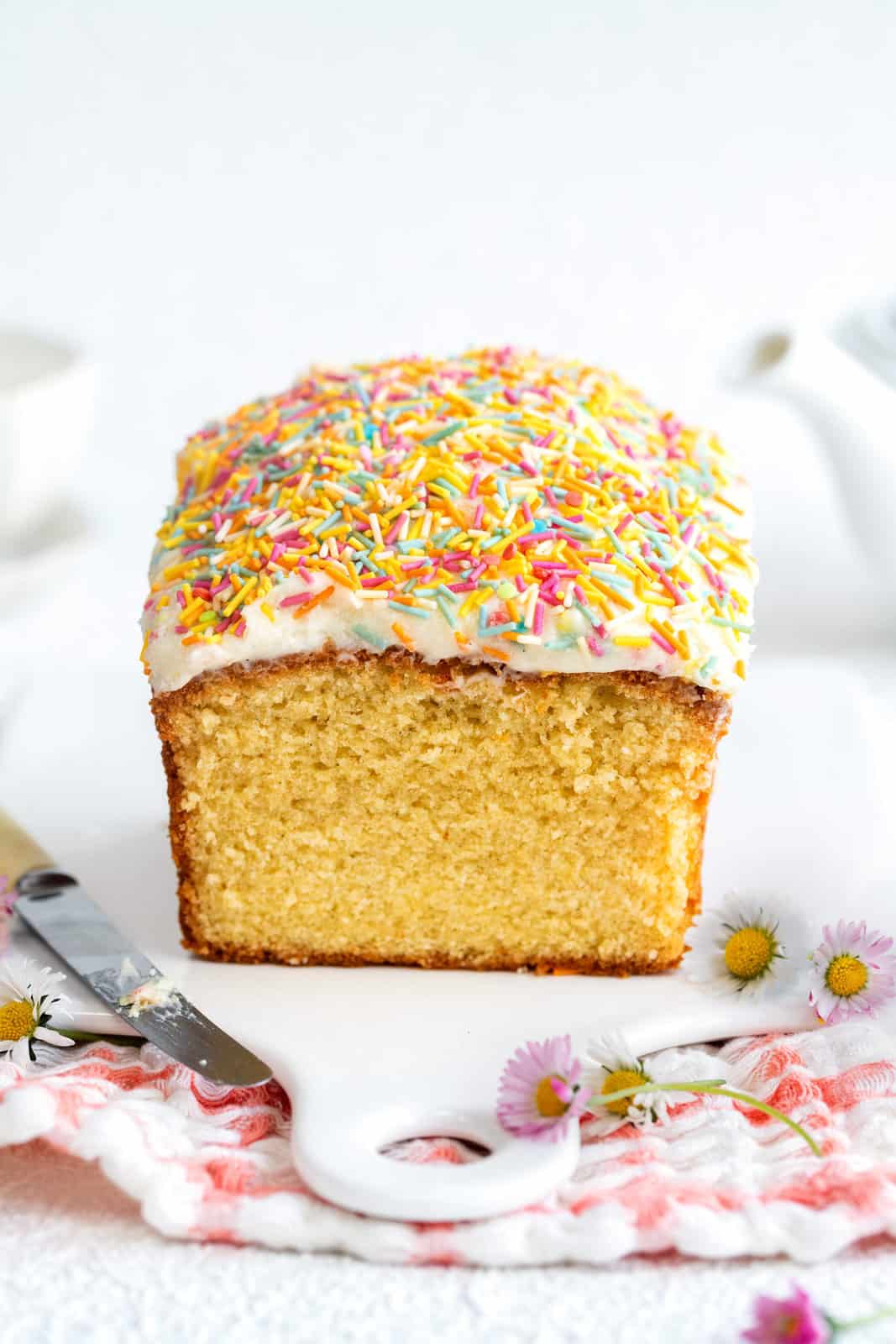 simple sponge cake with sugar glaze