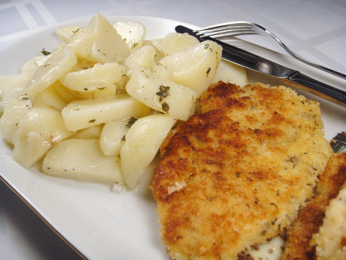 brno schnitzel with potato salad